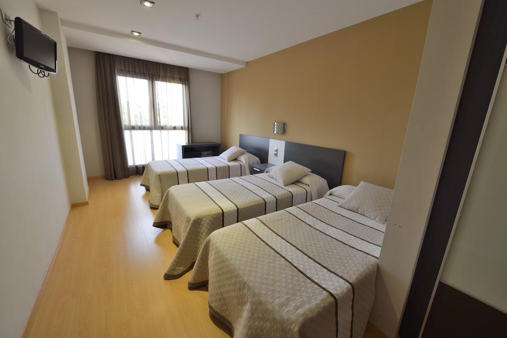 Hotel Ciutat D'Amposta Exteriör bild